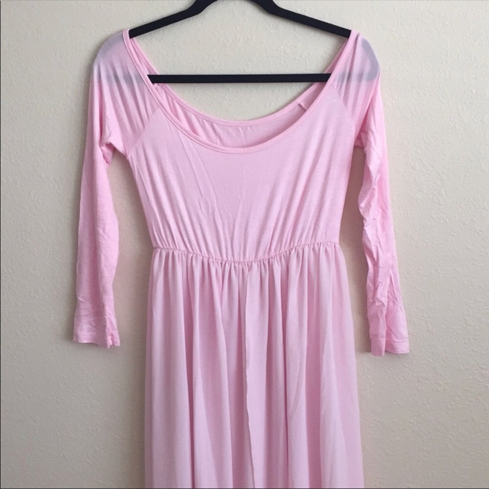 Maternity pink gown